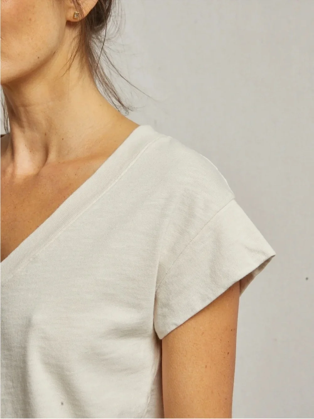 perfectwhitetee "Pearl" Cream 100% Cotton Cropped V-Neck Cap Short Sleeve Tee - Picture 4 of 15